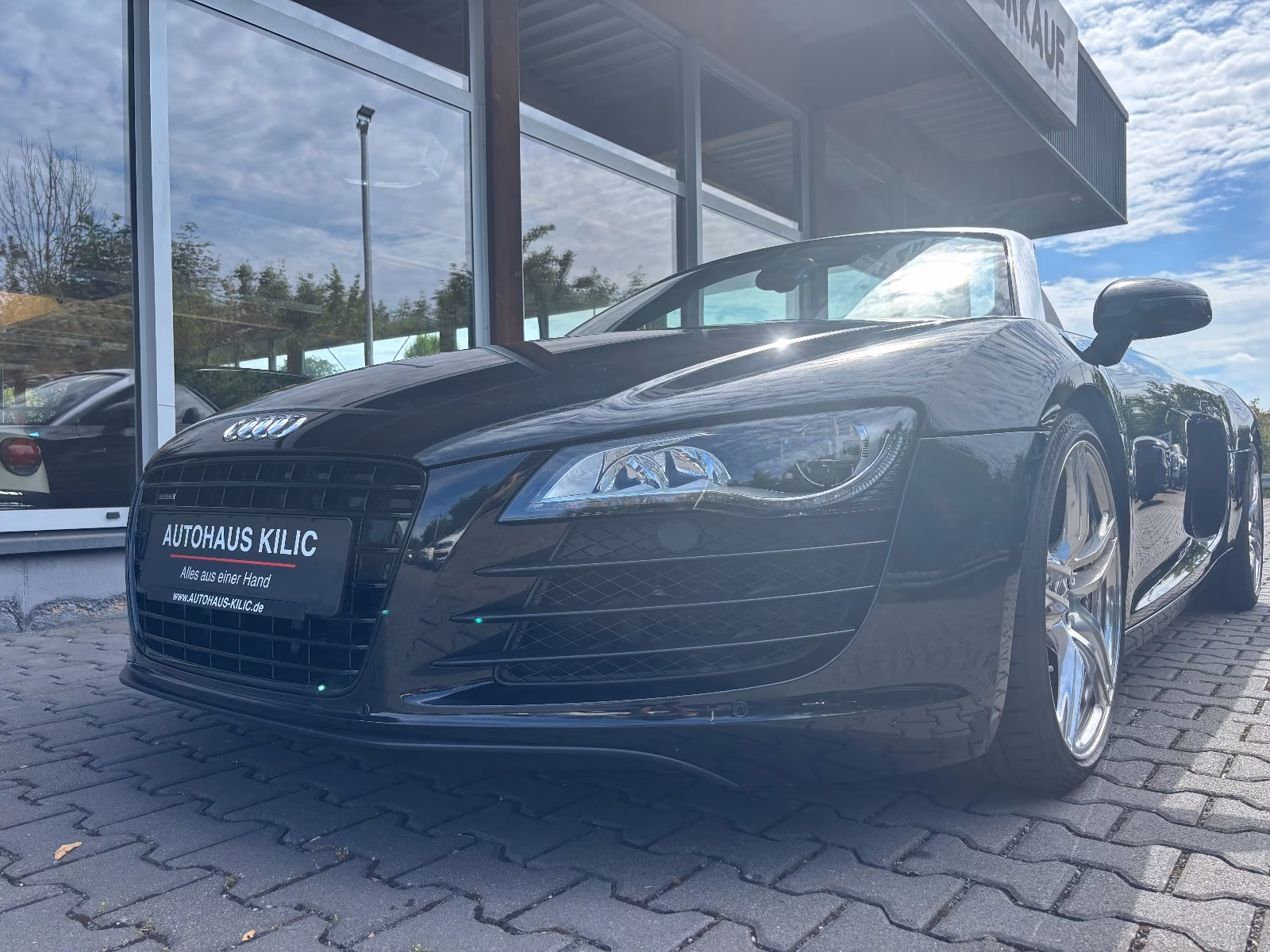 AUDI R8 SPYDER 4.2 FSI QUATTRO