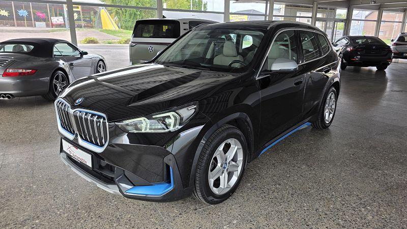 BMW iX1 xLine*Pano*Inno*HuD*Kam+Park*SH*Spu 93,5%