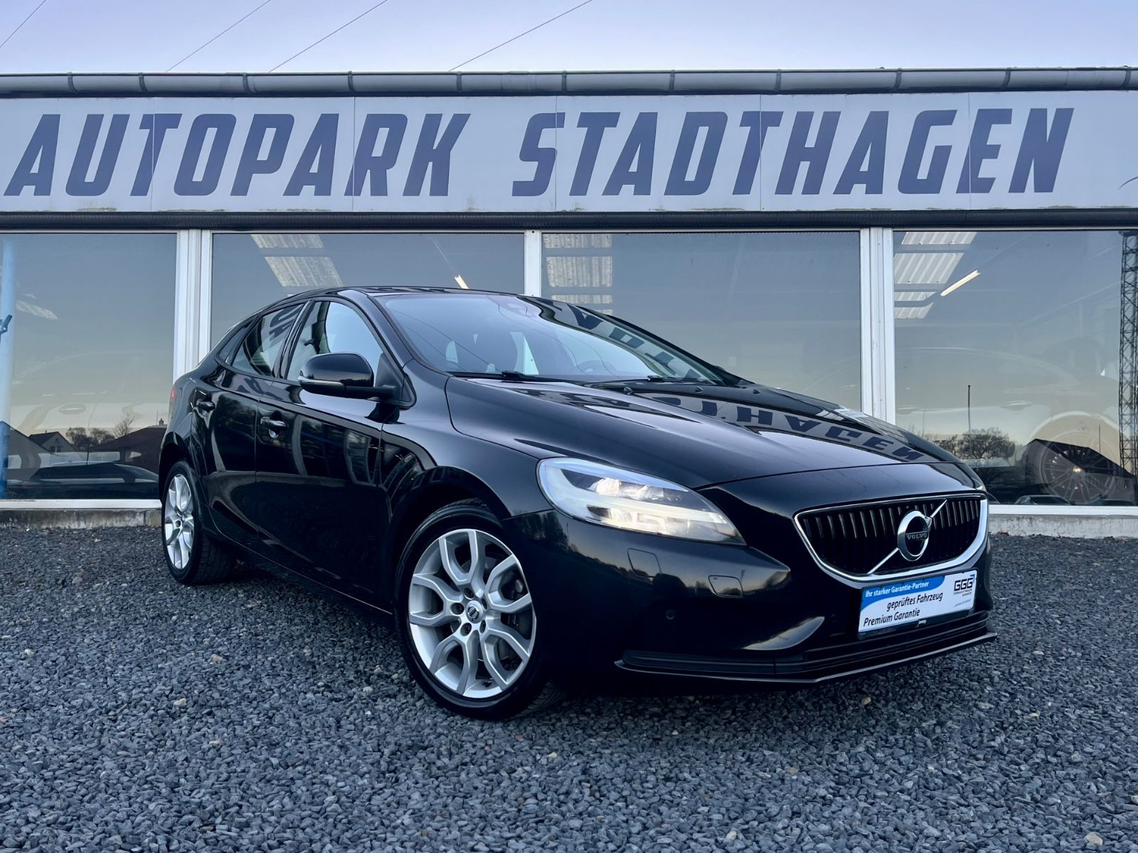VOLVO V40