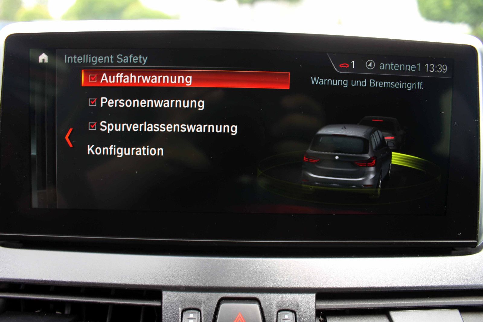 Fahrzeugabbildung BMW 216d Gran Tourer Steptr. HUD NAV ACC KAM PDC BT