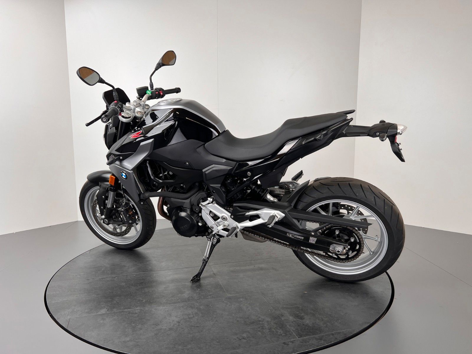 Fahrzeugabbildung BMW F900 R *AKTIONSPREIS ! *SERVICE NEU