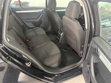 Skoda Octavia - 11