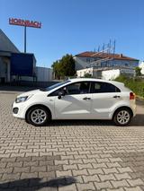 Kia Rio 1.2 Attract Attract - gebrauchte Kia Rio aus dem Jahr 2012