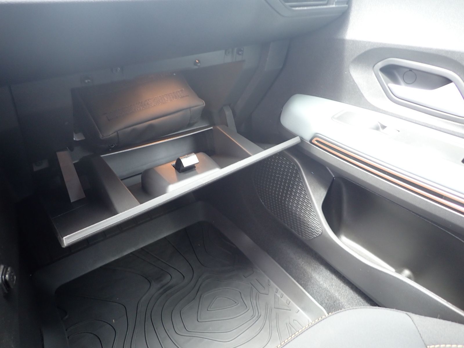 Fahrzeugabbildung Dacia Jogger Extreme Eco-G 120 auto