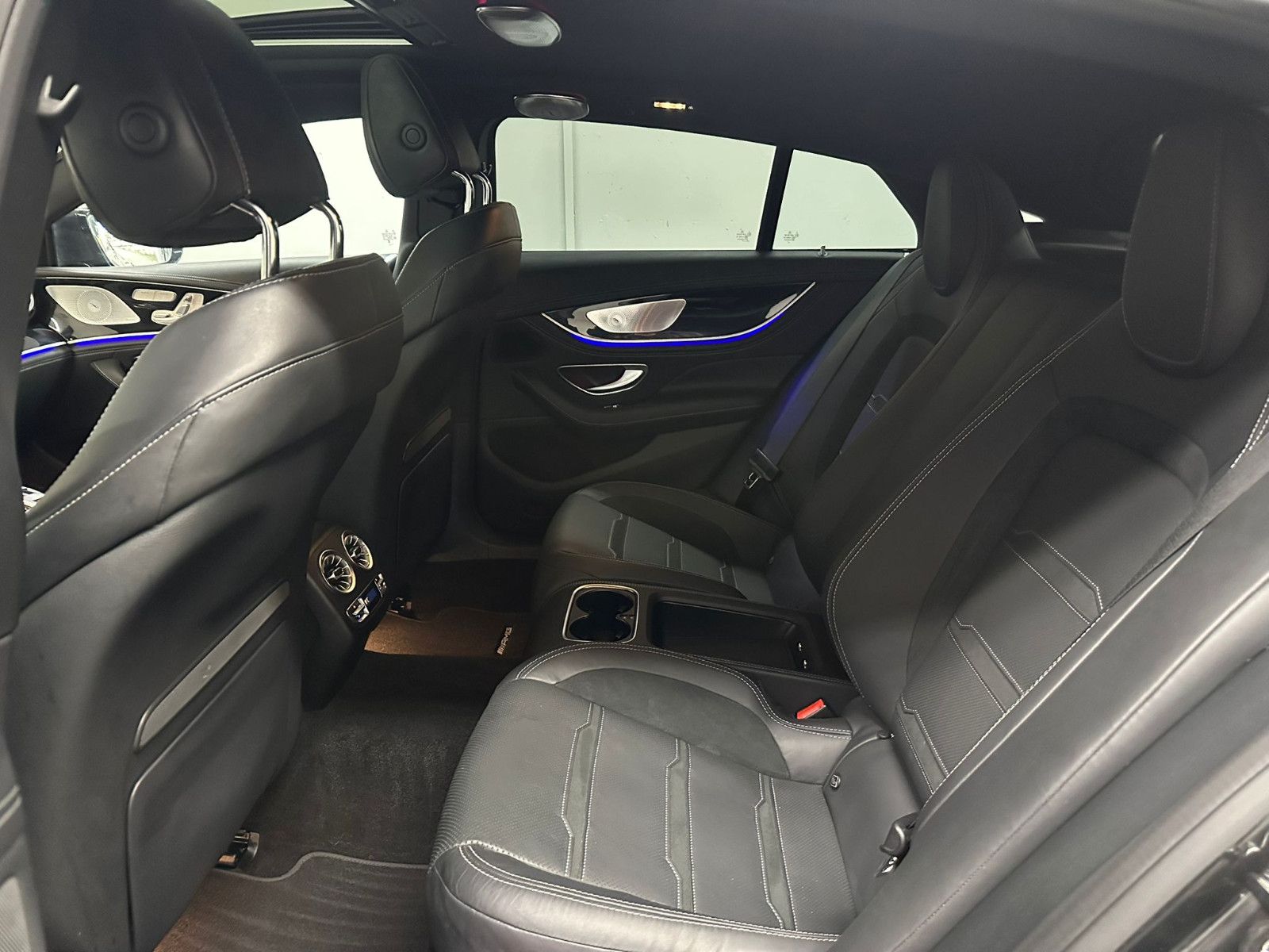 Fahrzeugabbildung Mercedes-Benz GT 63  S E Performance *SHD*CARBON HECKS*HEADUP*