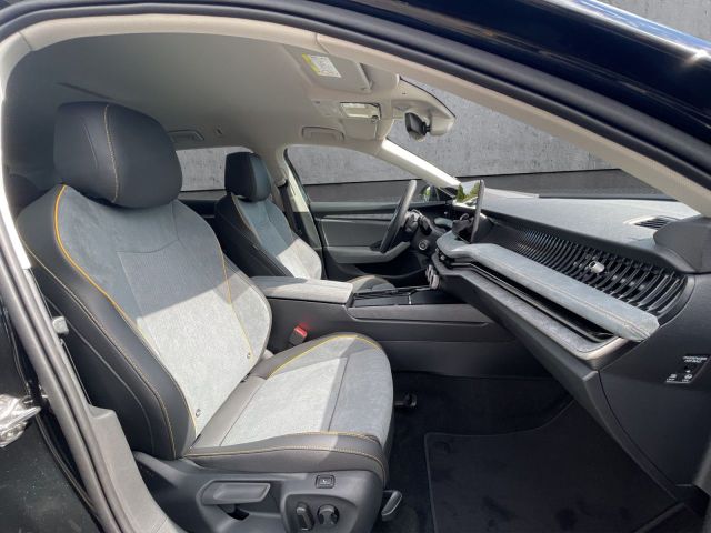 Superb Combi Selection 2.0 TDI 4x4 DSG/L+S/19