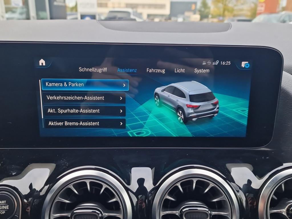 Mercedes-Benz GLA 180