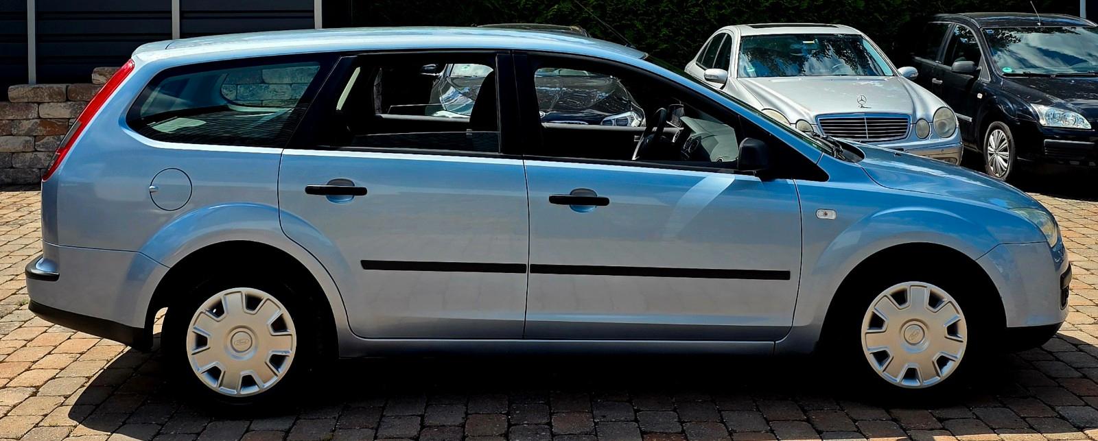 Ford Focus 2006 — photo 6