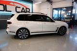 BMW X7 M60 i PANO/HUD/360°KAMERA/LED/B&W/CARBON - weiße BMW X7