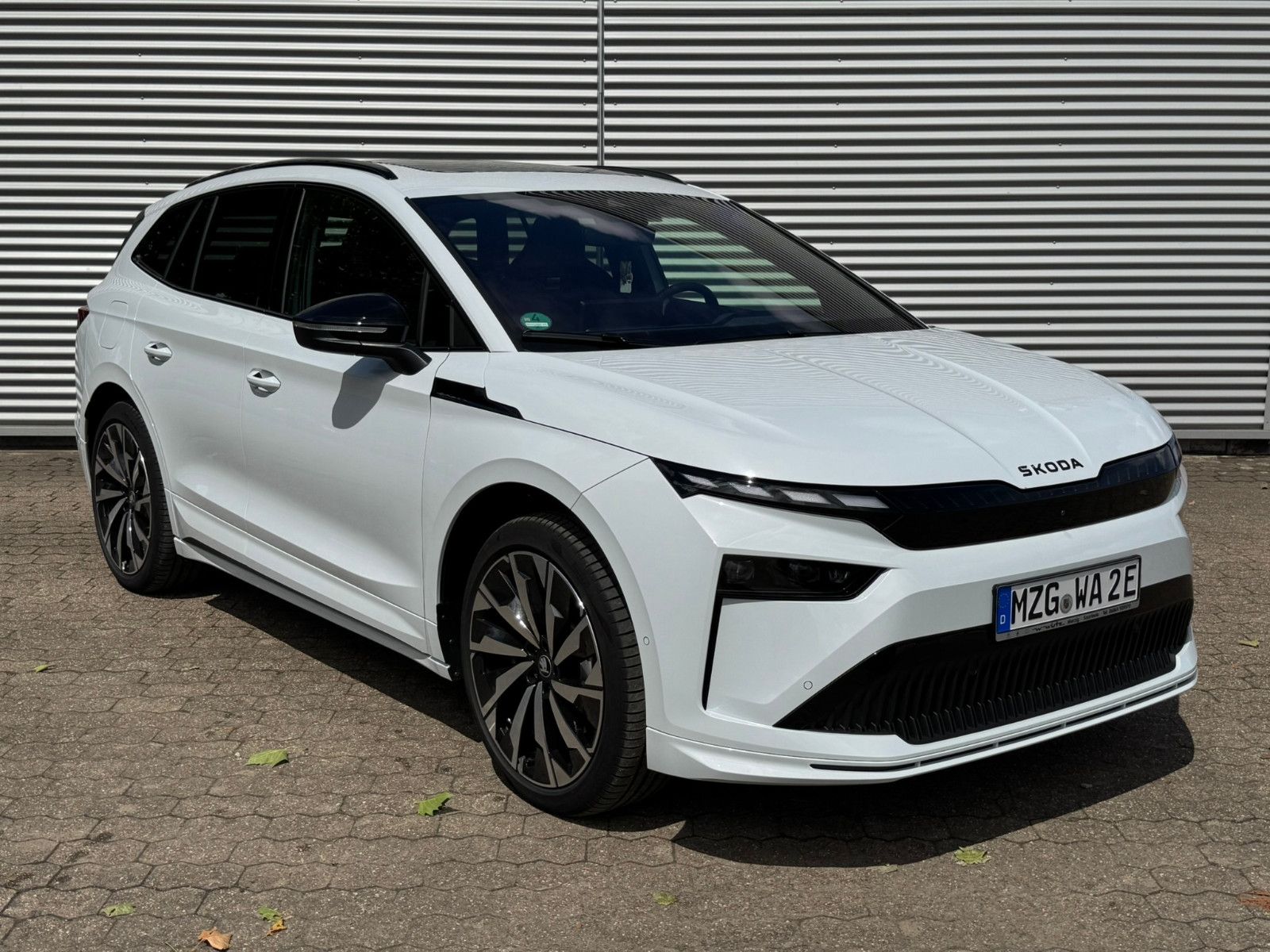 Fahrzeugabbildung SKODA Enyaq 85 x Sportline