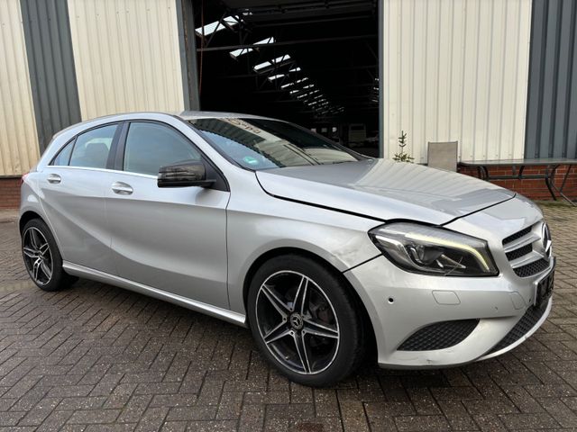 Mercedes-Benz A 180  BlueEfficiency/Automatic