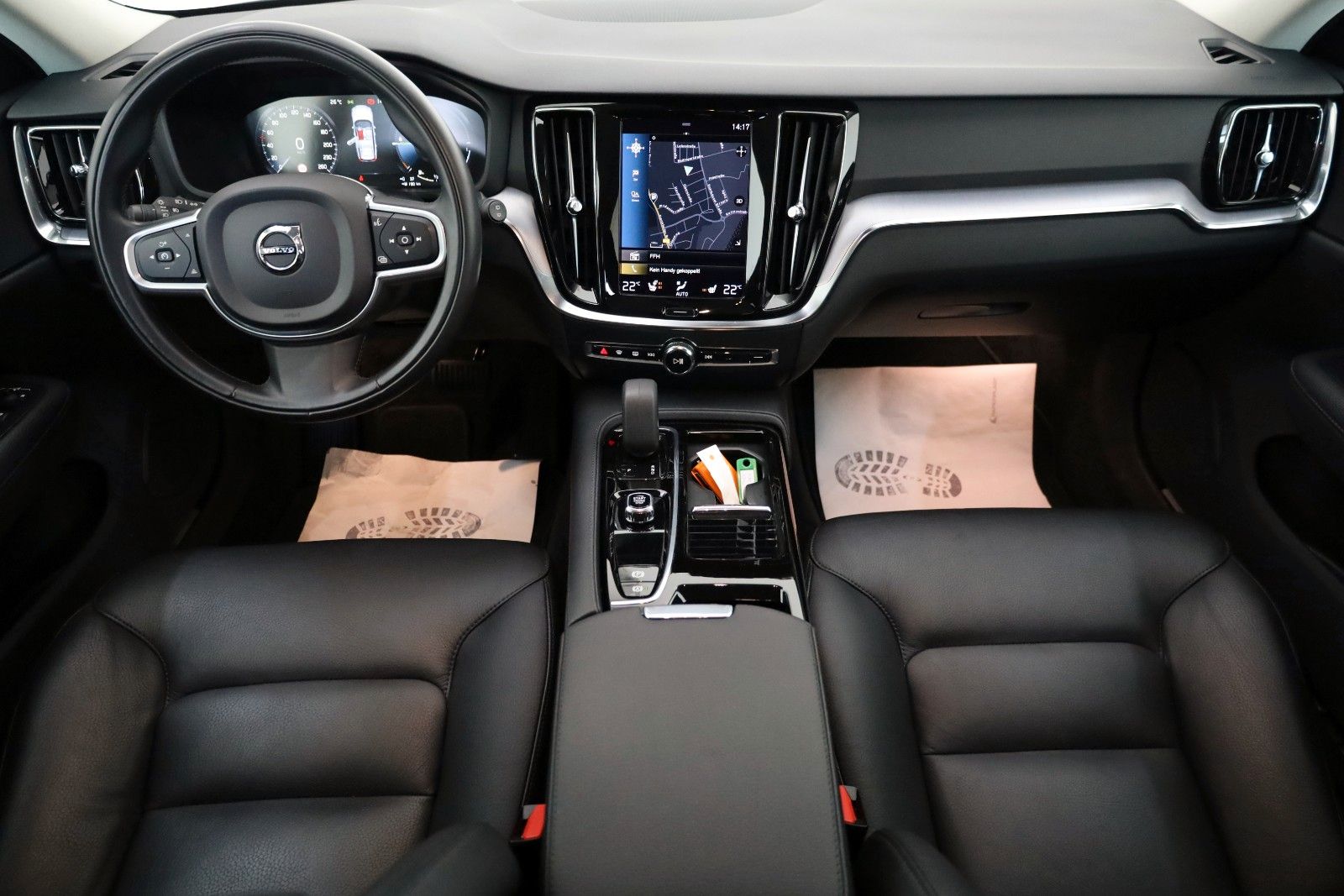 Fahrzeugabbildung Volvo V60 Inscription T6 AWD, Leder,Navi,LED,SH,Kamera