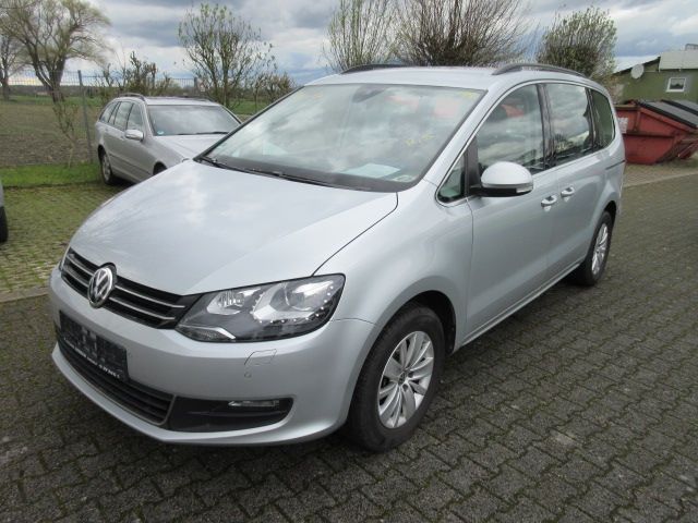 Volkswagen Sharan Comfortline 2.0 TDI DSG 4MOTION NAVI XENO