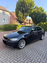 BMW E90 320si Motorsport Edition | Motor ü... - BMW 320: 320si E90