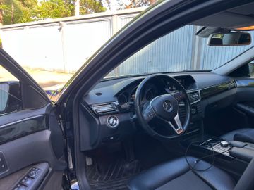 Mercedes E 200 - 8