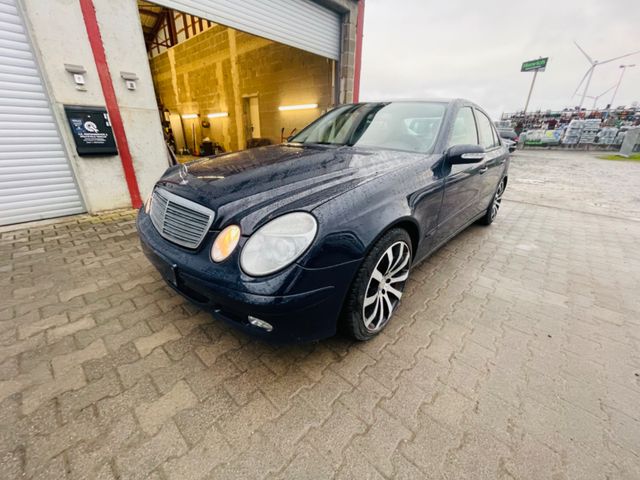 Mercedes-Benz E 270 E -Klasse Lim. E 270 CDI, Euro 4 Grün