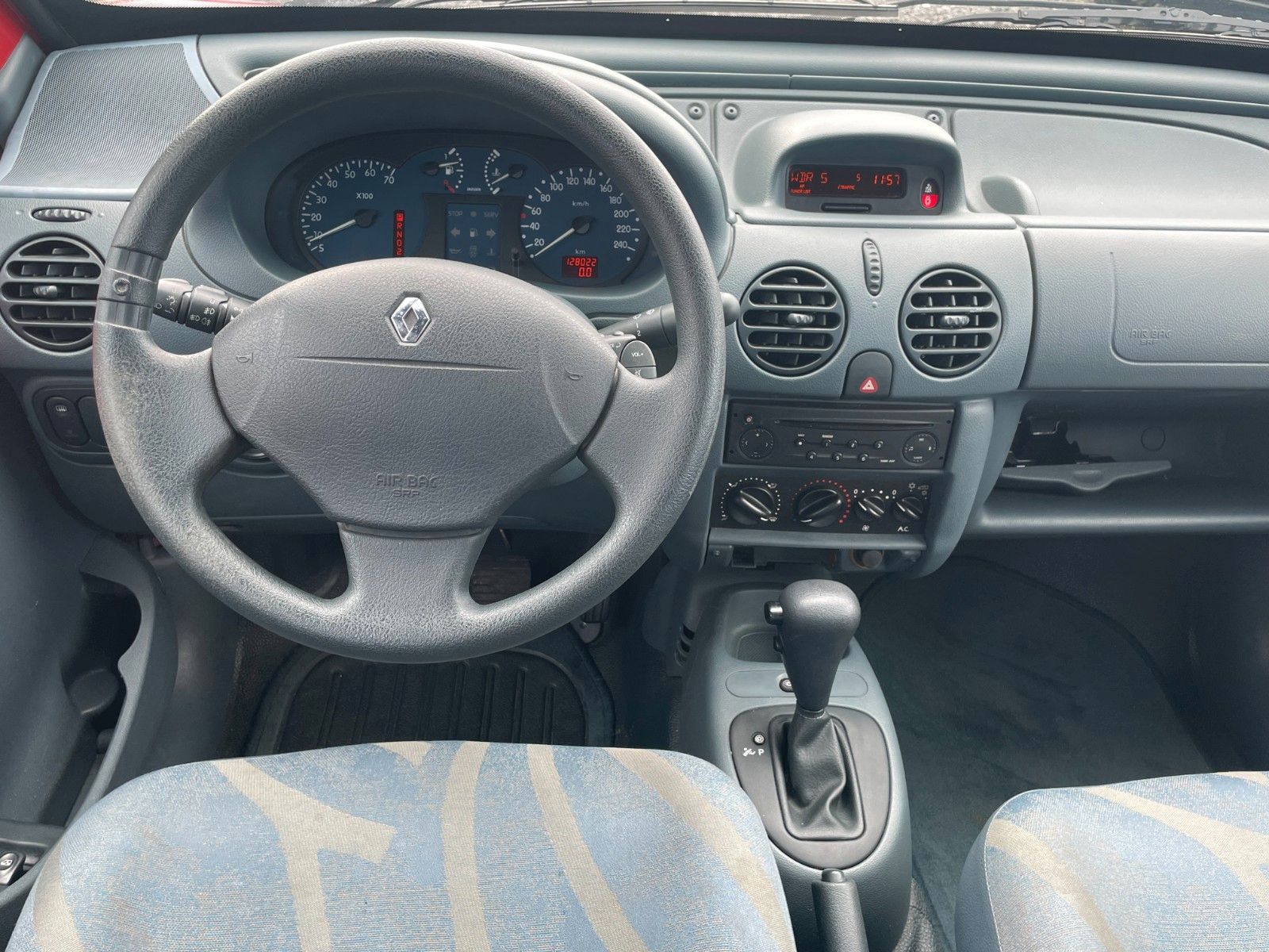 Fahrzeugabbildung Renault Kangoo 1.4 Basis Automatik Klima TÜV 12/2025