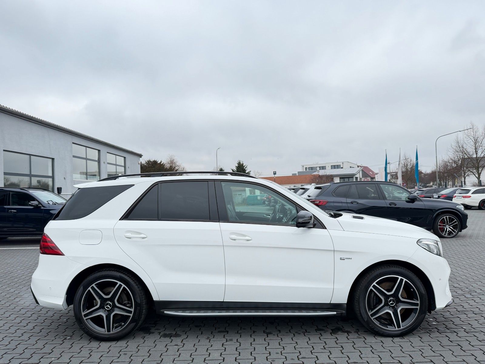 MERCEDES-BENZ GLE*43*AMG*3xDvD*360°ACC*LED*Night-Paket*