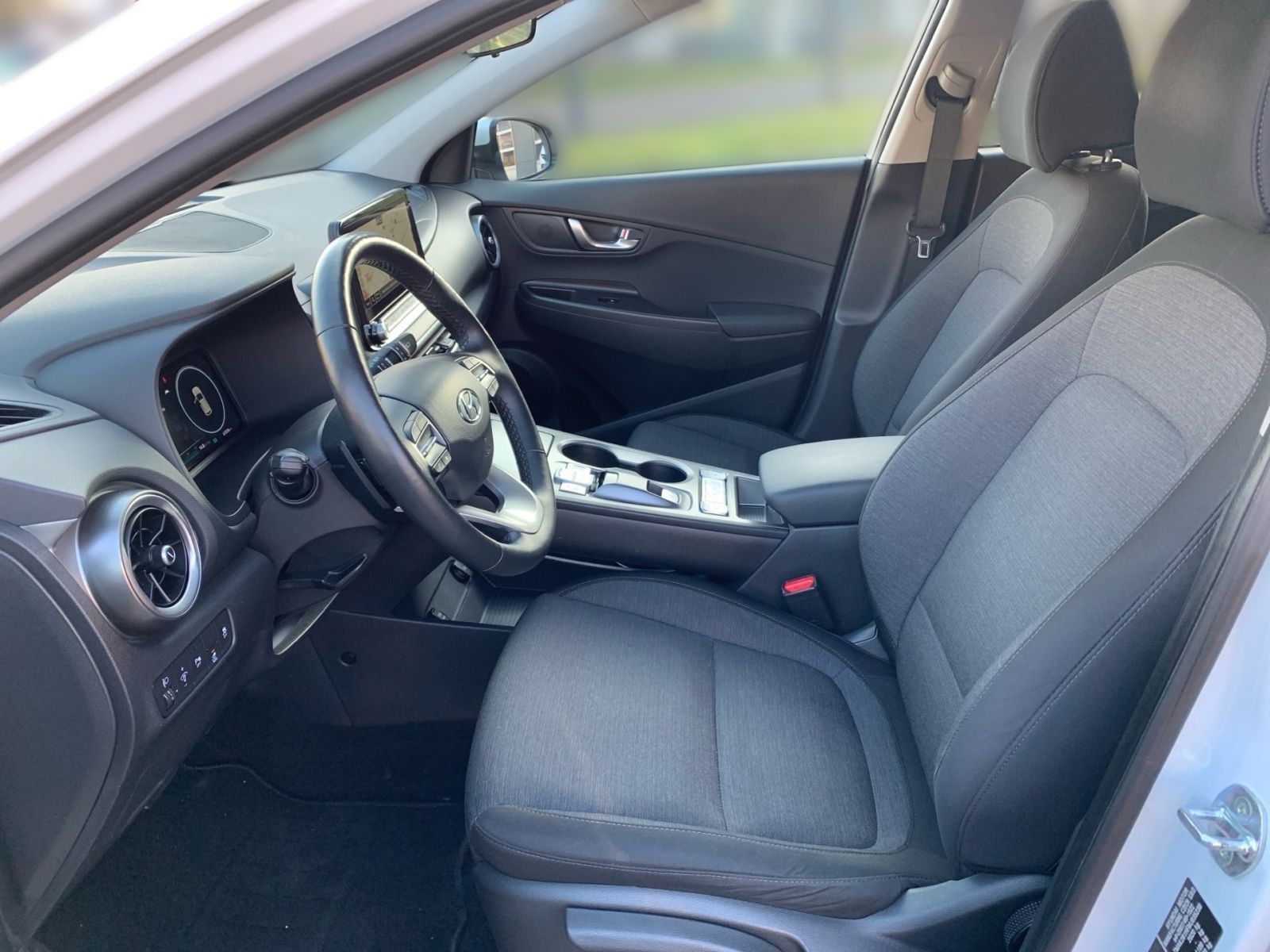 Fahrzeugabbildung Hyundai KONA Edition 30+ Elektro Navi Allwetter