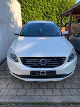 Volvo XC60 D4 AWD Ocean Race Geartronic Ocean Race - Volvo XC60: Race