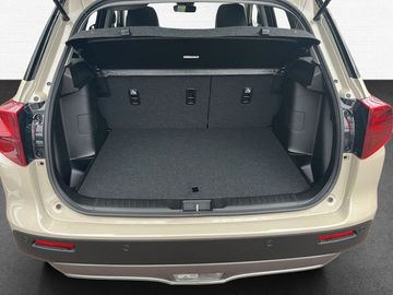 Fotografie 8 des Suzuki Vitara 1.4 Hybrid Comfort+ Pano Teilleder ACC