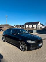 BMW Bmw e90 320d BJ 2011 diesel - BMW 320: D E90