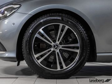 Mercedes E 200 - 7