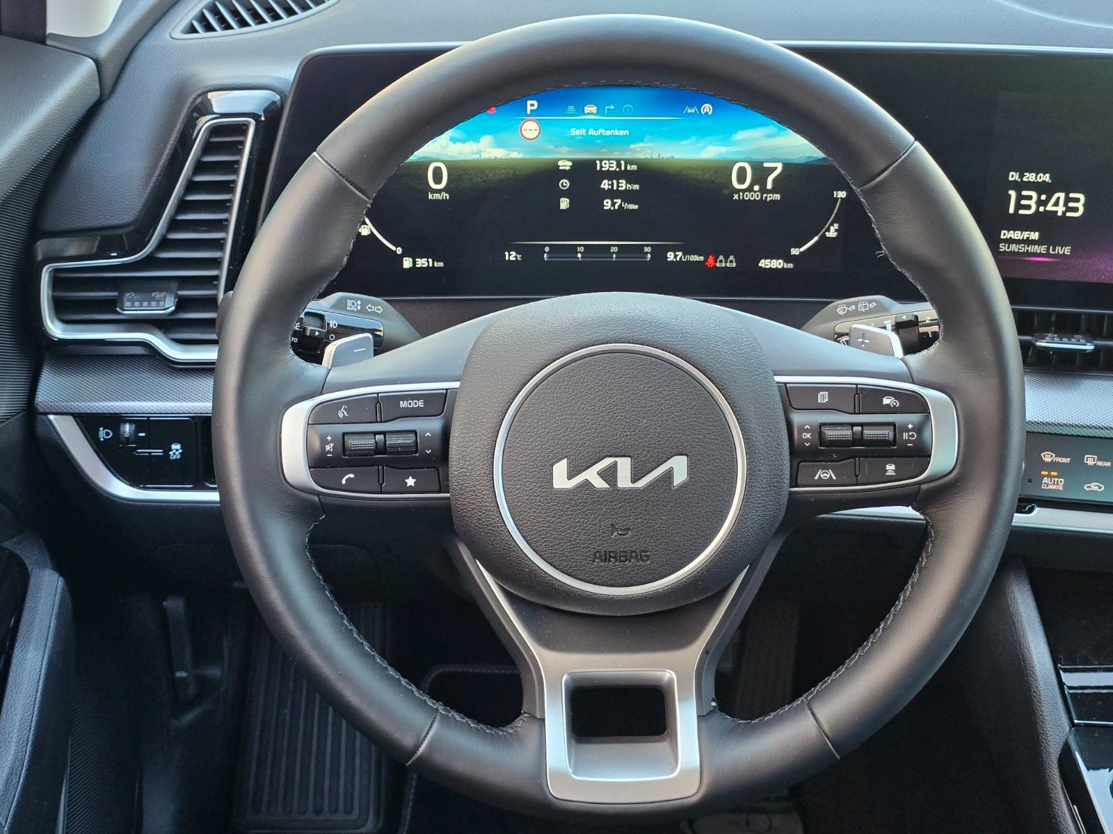Fahrzeugabbildung Kia SPORTAGE 1.6T 48V 2WD DCT ULTIMATE STD