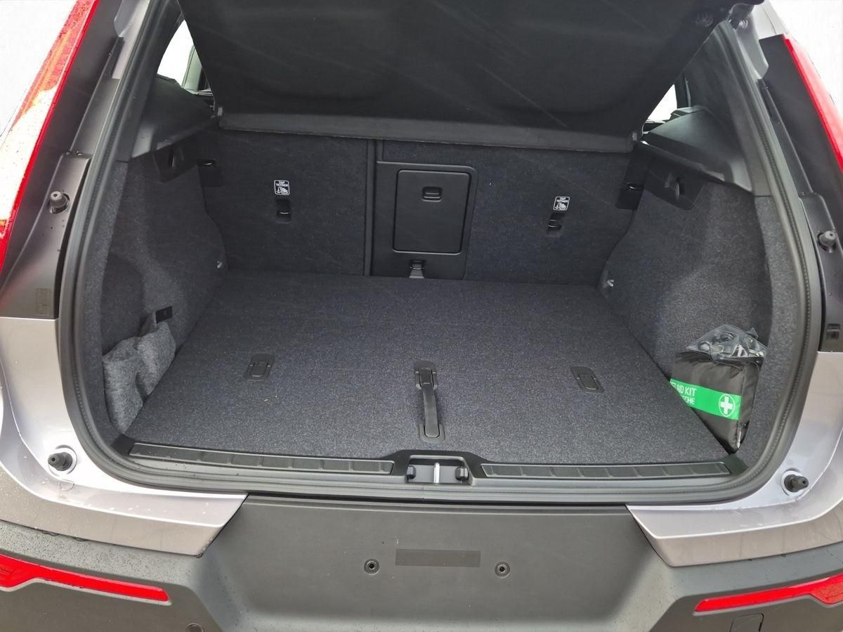 Volvo EX40 - Bild 22