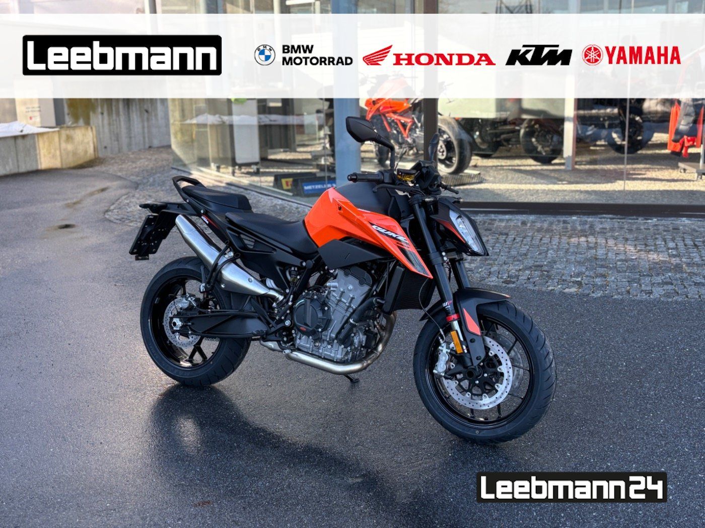 Fahrzeugabbildung KTM 790 Duke Modell 2026 mitTech Pack auch in Schwar