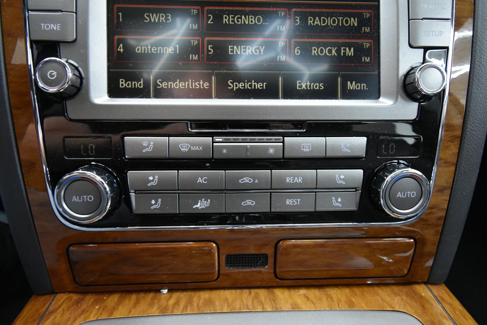 Volkswagen Phaeton V6 5.Sitzer 4Motion NAVI SHZ 4Zonenklima