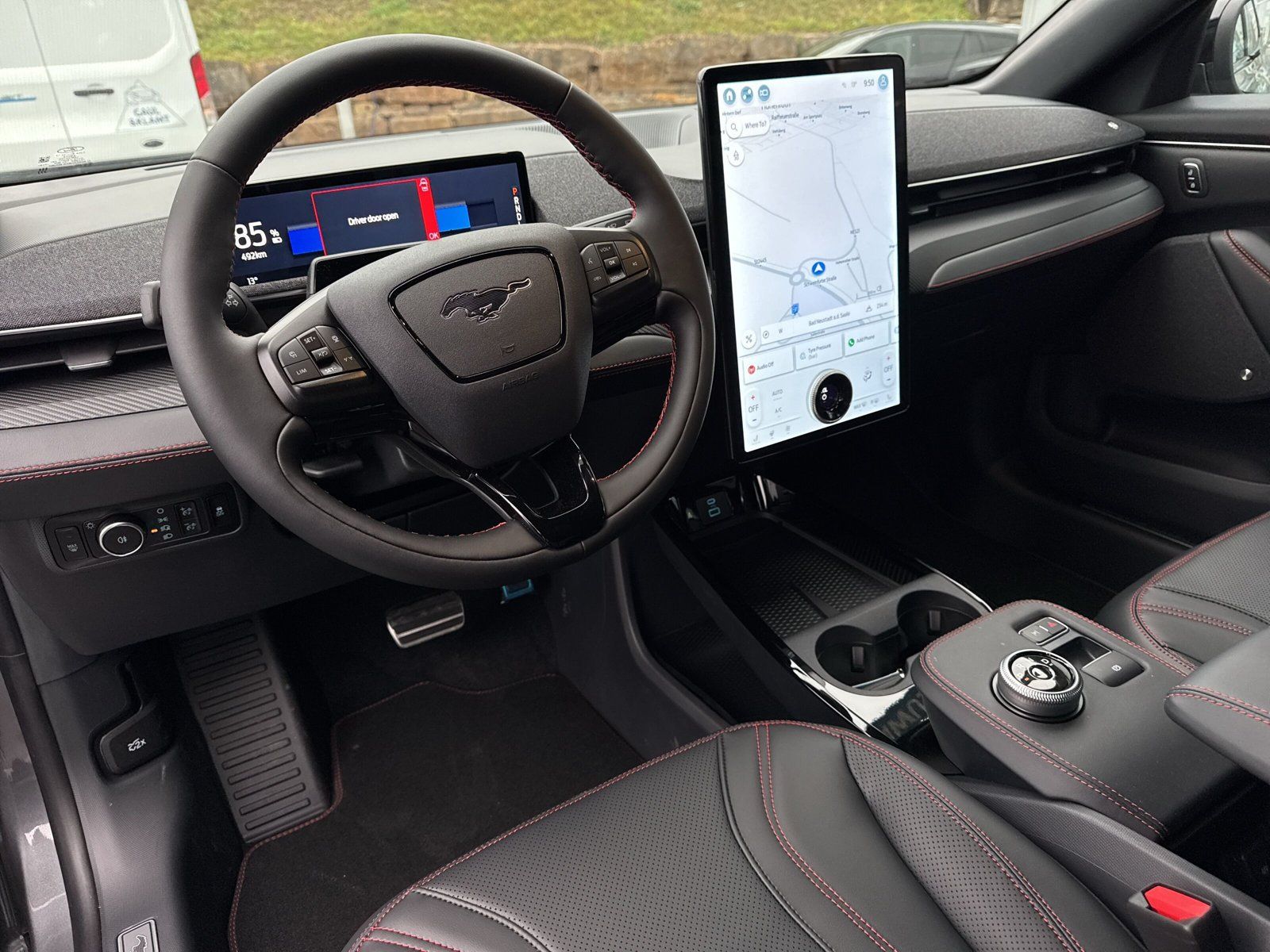 Fahrzeugabbildung Ford Mustang Mach-E #99kWh Premium