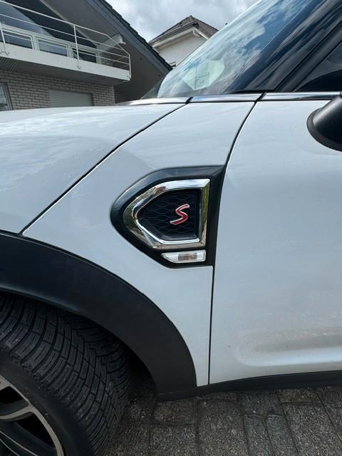 MINI Countryman S (Cooper) Cooper S  JCW Trim