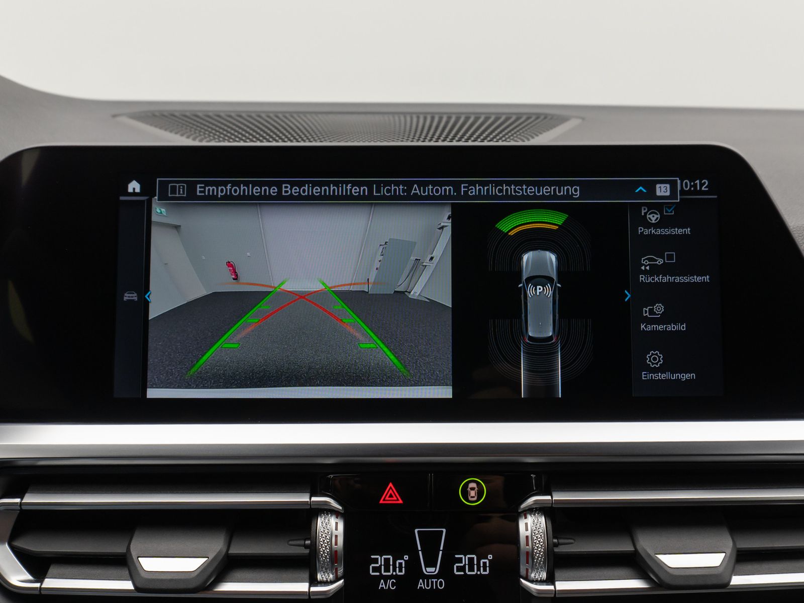 Fahrzeugabbildung BMW 330e M Sport Kamera Laser HUD DAB HiFi Komfort