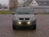 Suzuki Grand Vitara 2.0 Club 4x4 TÜV NEU S-HEFT KLIMA - Suzuki Grand Vitara: 2.4