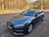 Audi A4 Avant 2.0 TFSI ultra 3x S-Line Black  - Audi A4 mit Benzin-Antrieb: Kombi, 3.0