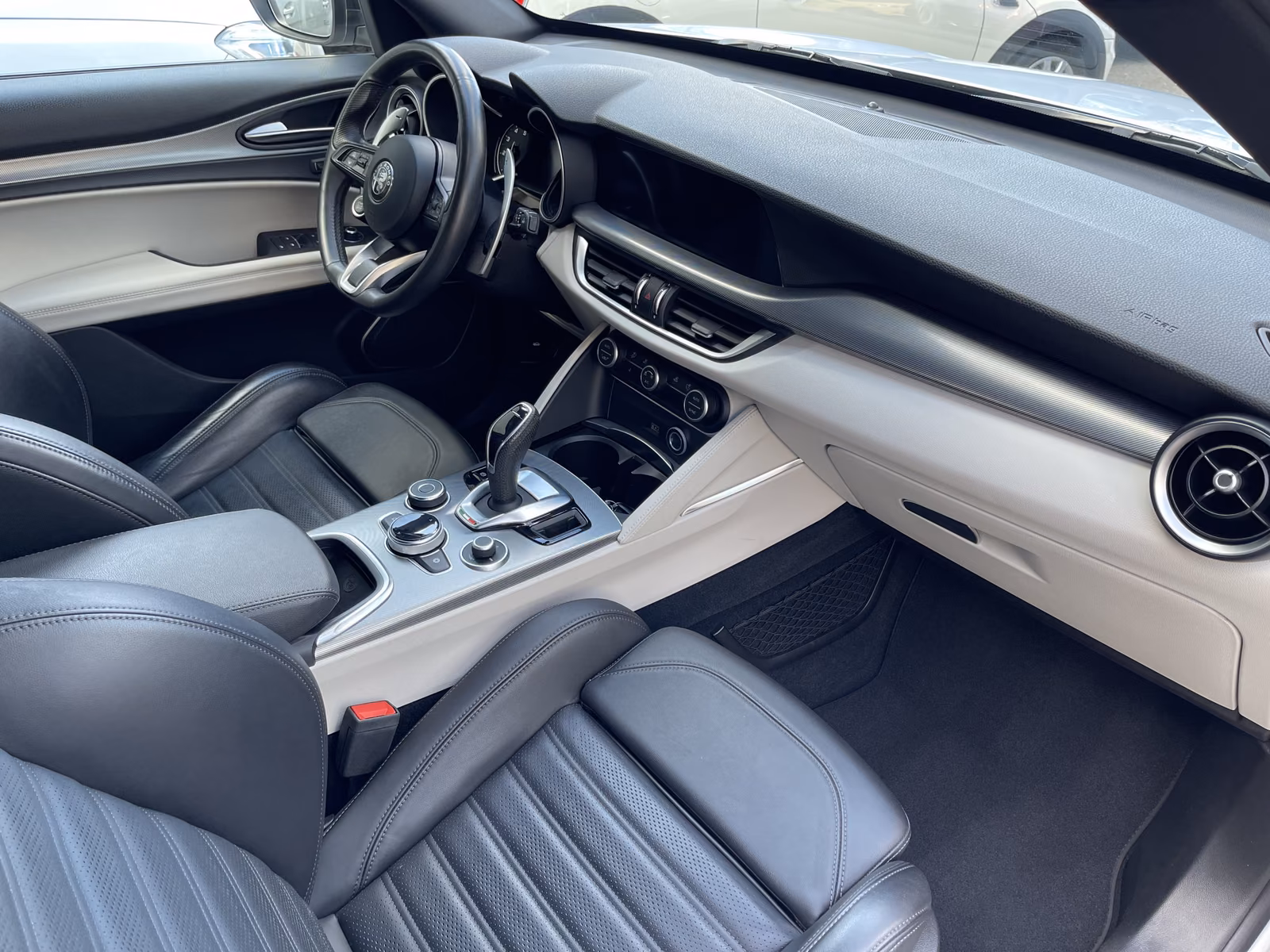 Alfa Romeo Stelvio Veloce Q4 Performance Xenon Kamera ACC, миниатюра 25