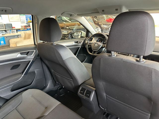 MYAUTOCENTER – Gebraucht- und Jahreswagen mit Werkstattservice in Pfaffenhofen Volkswagen Golf VII *TÜV0228*STHZ*KLIMA*NAV*PDC*BLTH*CD*