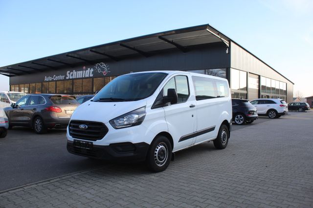 Fotografie des Ford Transit