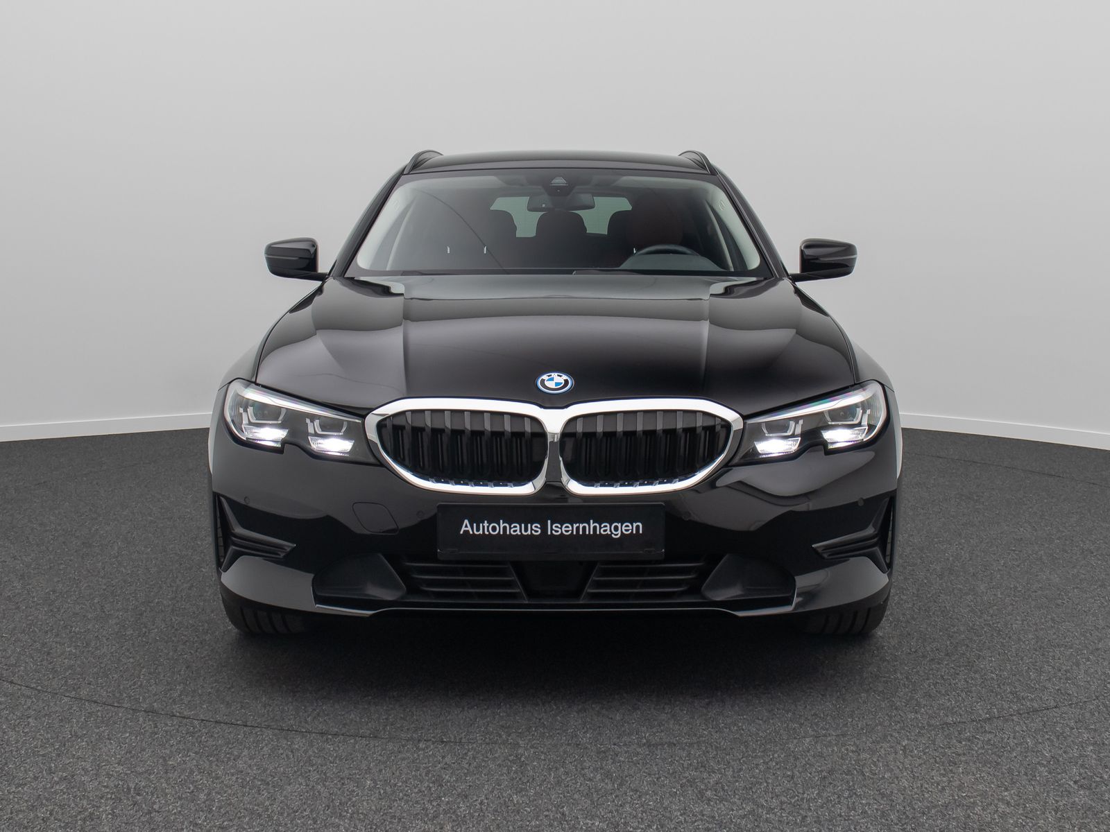 Fahrzeugabbildung BMW 320e Stop&Go DAB Alarm AHK HiFi Sportsitz 19Zoll