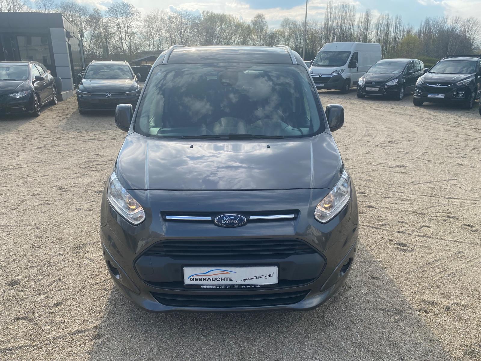 Ford Grand Tourneo Connect Titanium
