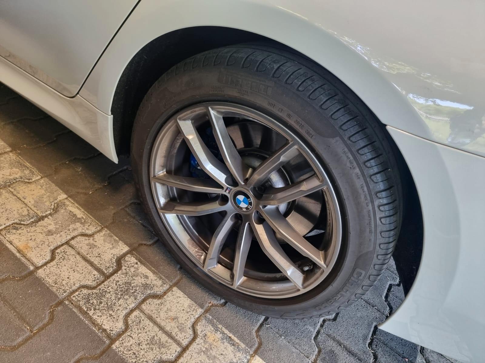 BMW 530e i Performance M Paket +8 Fach bereift+