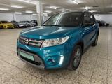 Suzuki Vitara 1.6 Comfort/Automatik/Sitzh/Kamera/1Hand - Suzuki Vitara mit Schiebedach