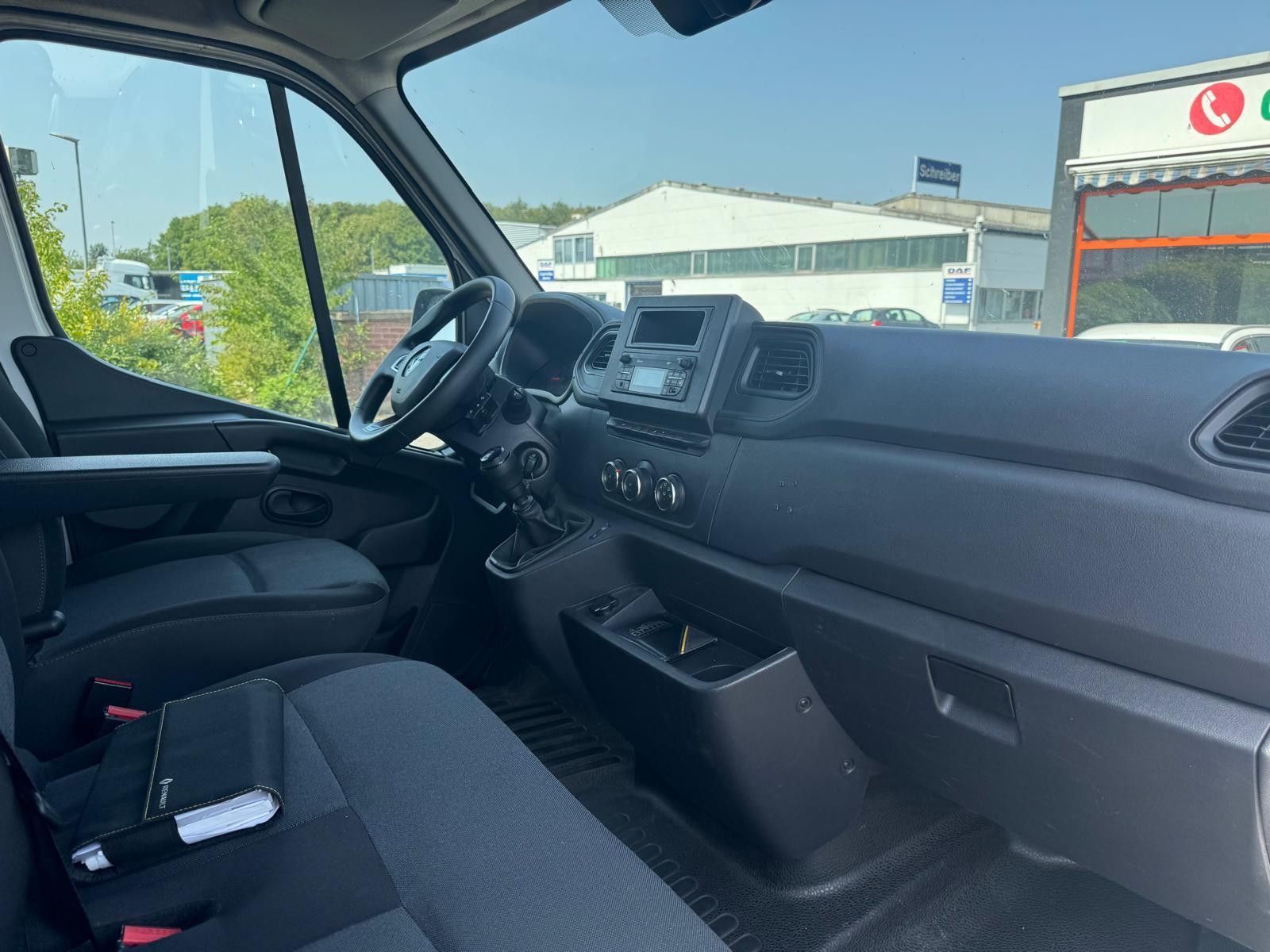 Fahrzeugabbildung Renault Master III Kasten L1H2HKa 3,5t/1.HAND/SCHECKHEFT