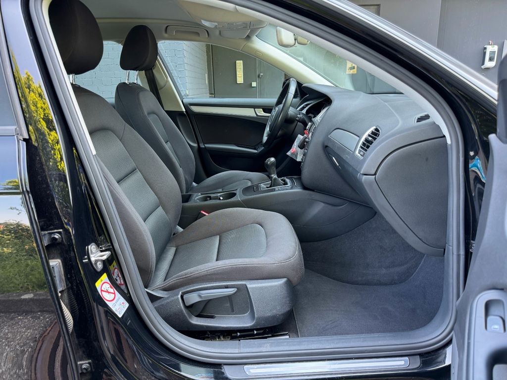 Audi A4 Avant 2.0 TDI ,1.Hand,Klima, AHK,ORIGINAL KM