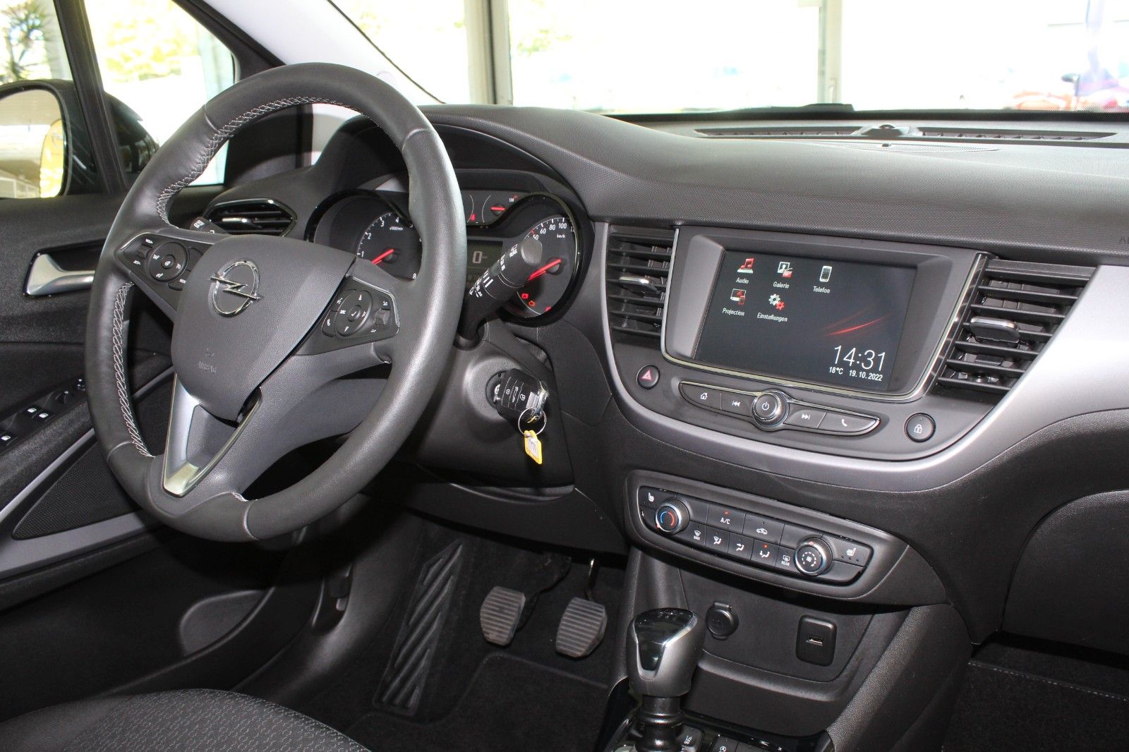 Fahrzeugabbildung Opel Crossland Edition Sitzh., PDC