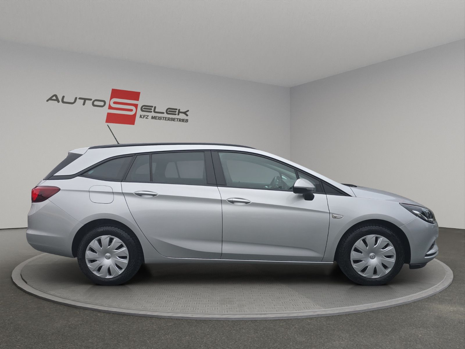 Fahrzeugabbildung Opel Astra K Sports Tourer Business/Lenkradheizung/