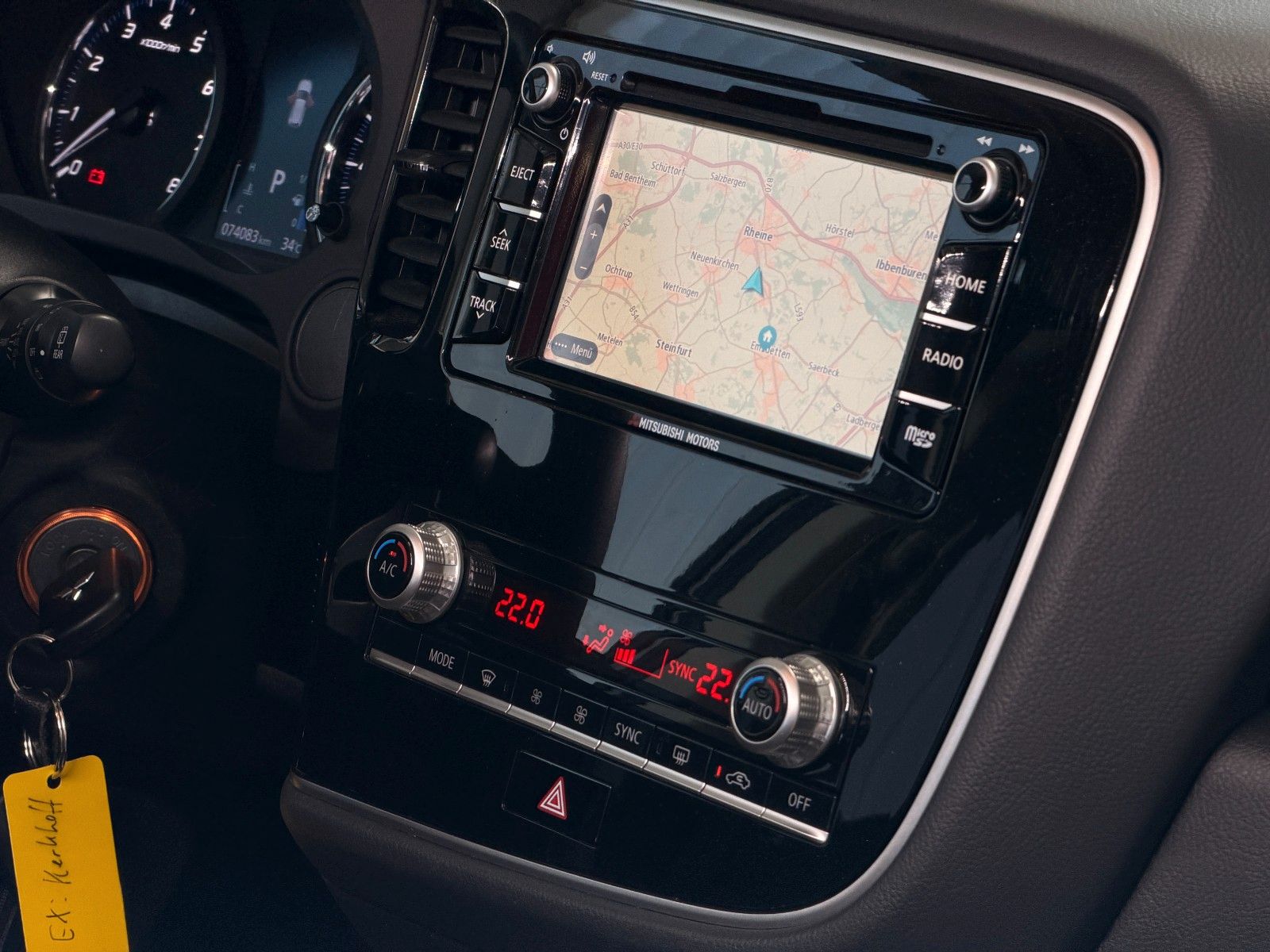 Fahrzeugabbildung Mitsubishi Outlander 2.0 Diamant Edition 2WD "AHK"
