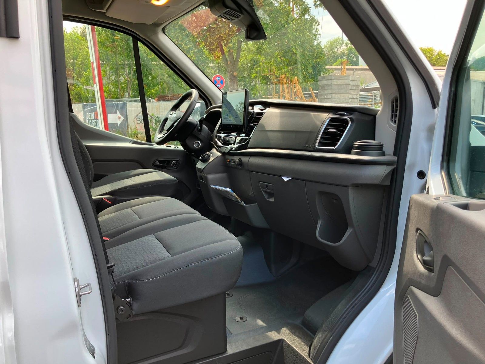 Fahrzeugabbildung Ford E-Transit Kasten E 350 L3H3 SDH*NAVI*PDC*68KWh