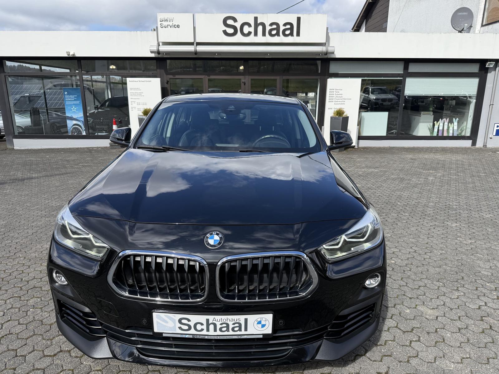 BMW X2 sDrive18d A Advantage NAVI LED PDC 17° ALU